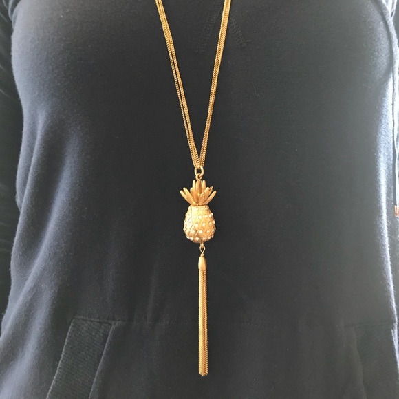 Lilly Pulitzer Jewelry - Lilly Pulitzer pineapple tassel necklace